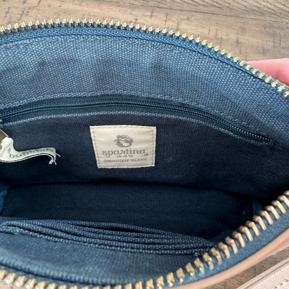 Spartina 449 Pacific Northwest NW Scout Wristlet - Picture 3 of 4
